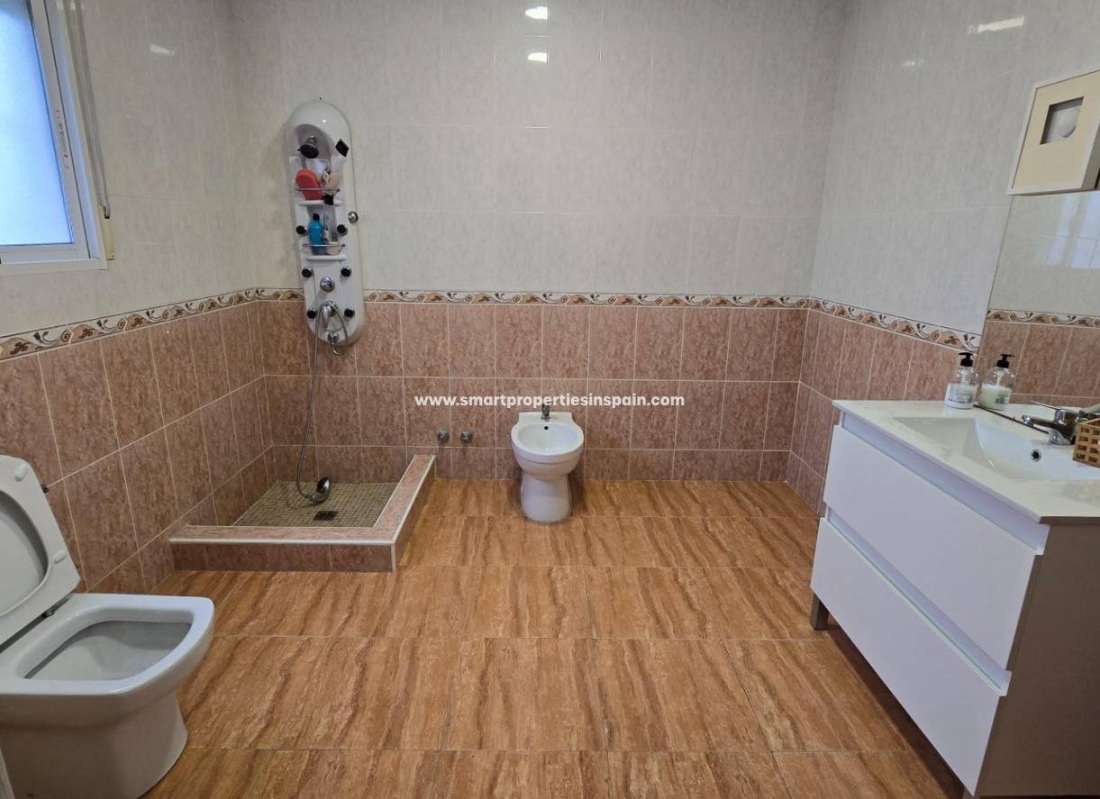 Resale - Country House - Elche