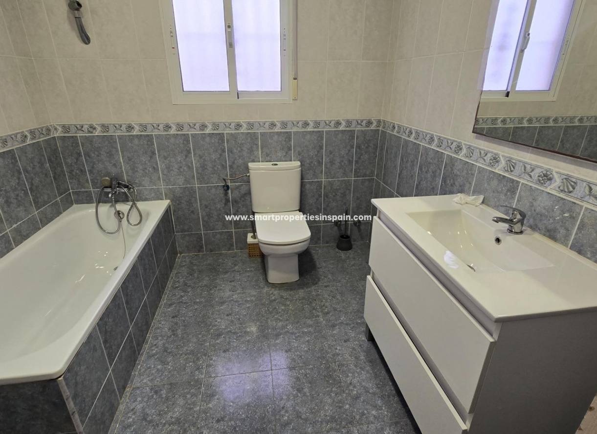 Resale - Country House - Elche
