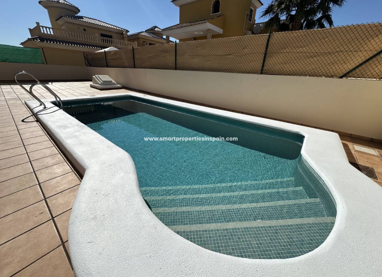 Resale - Detached Villa - Algorfa