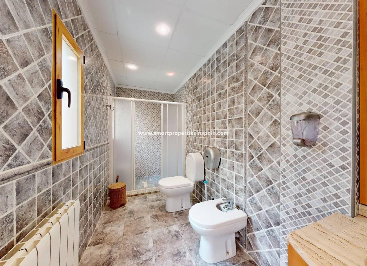 Resale - Detached Villa - Catral