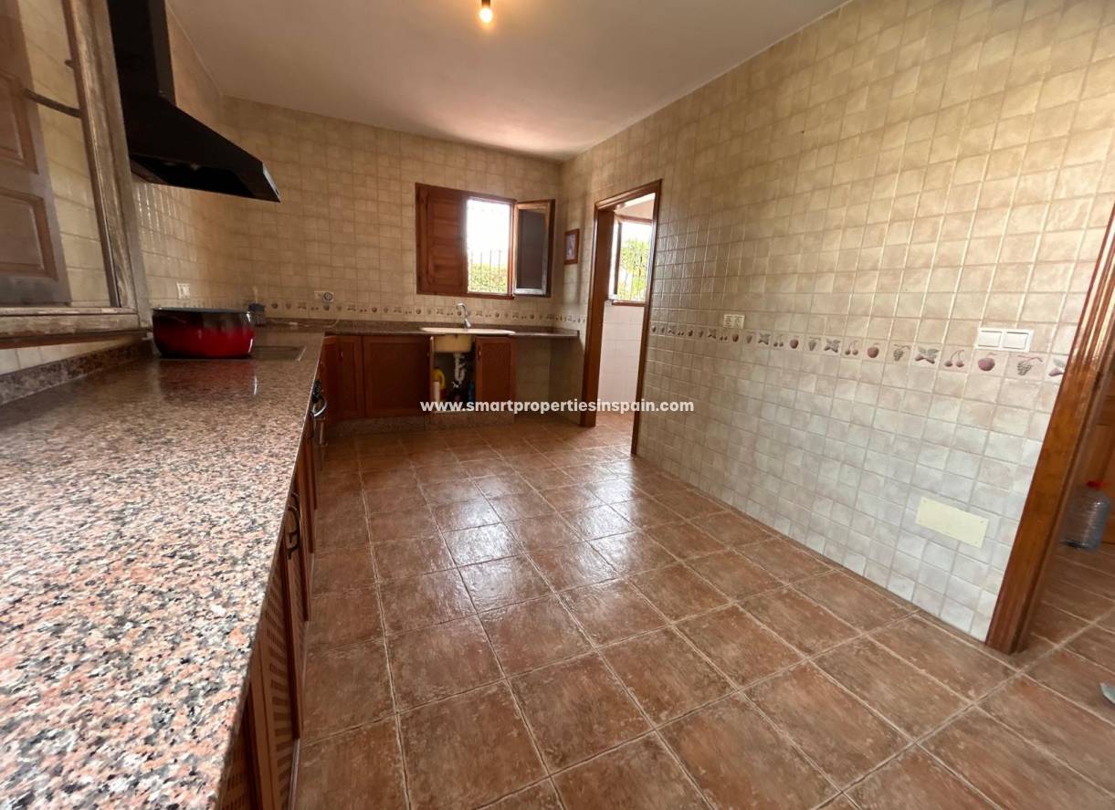 Resale - Detached Villa - Catral