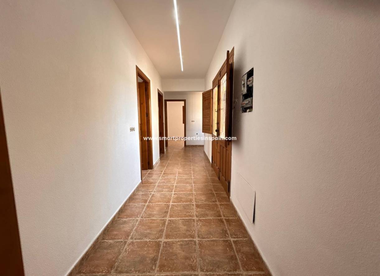 Resale - Detached Villa - Catral