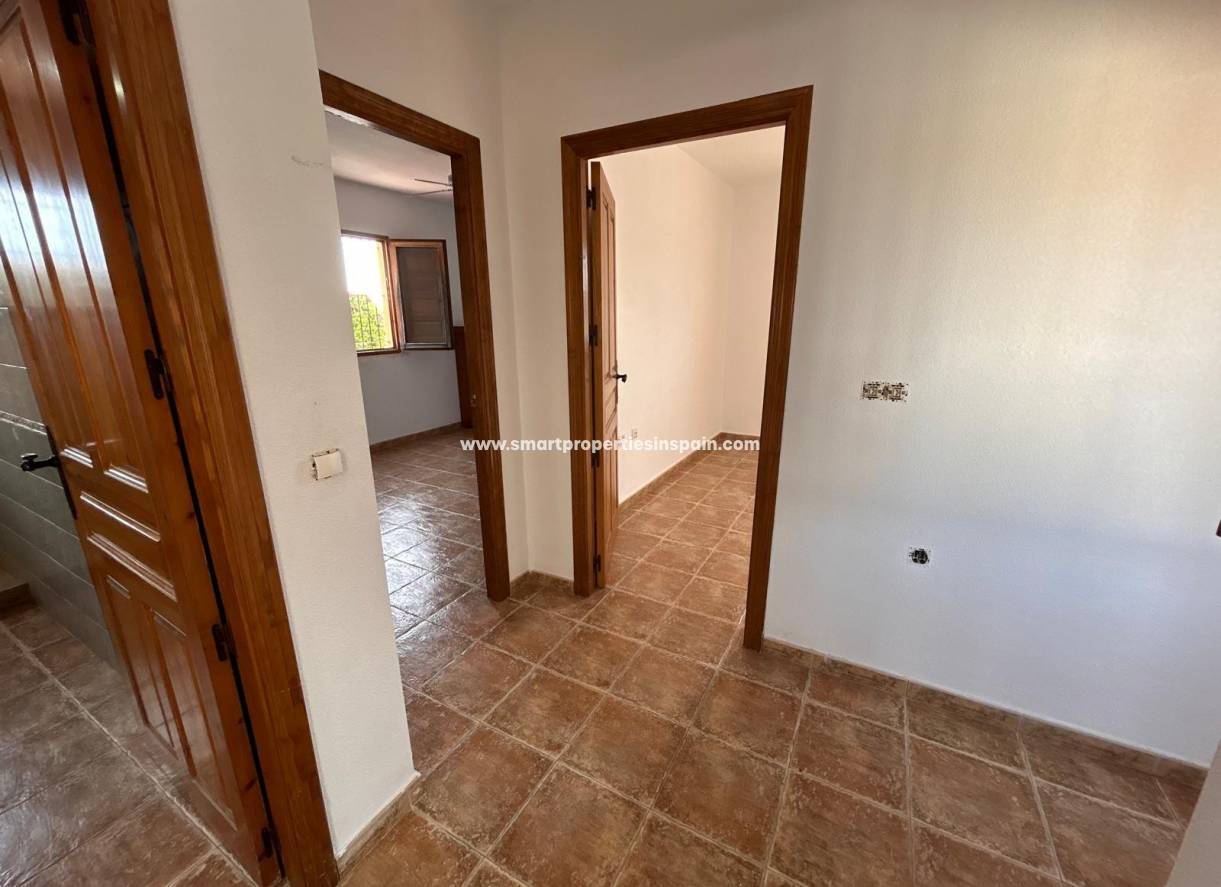 Resale - Detached Villa - Catral