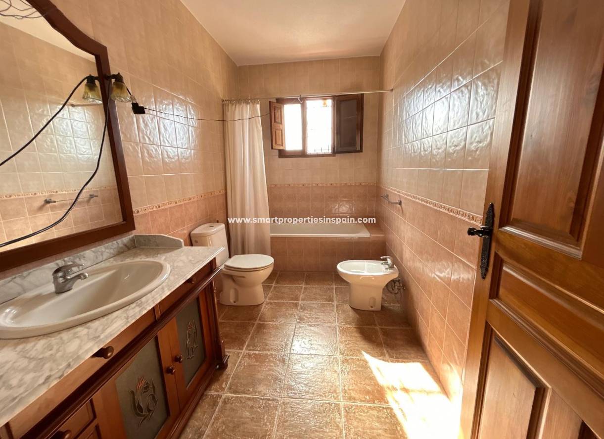 Resale - Detached Villa - Catral