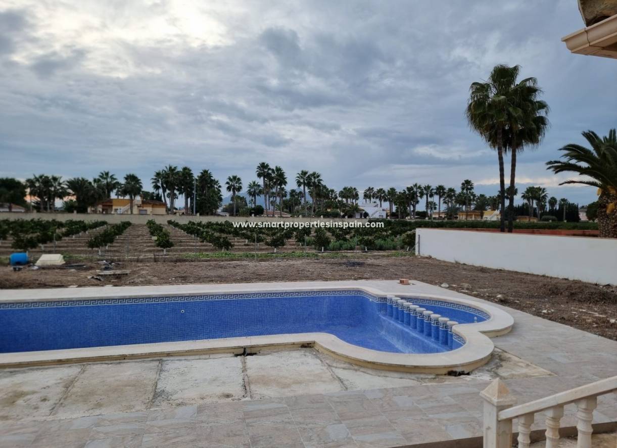 Resale - Detached Villa - Catral