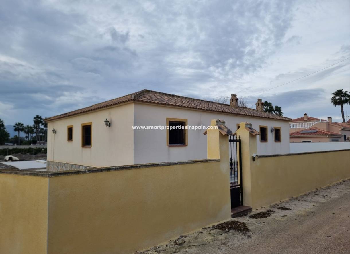 Resale - Detached Villa - Catral