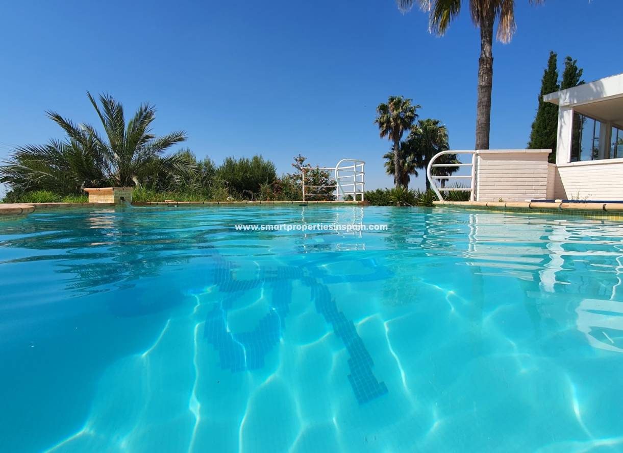 Resale - Detached Villa - Elche