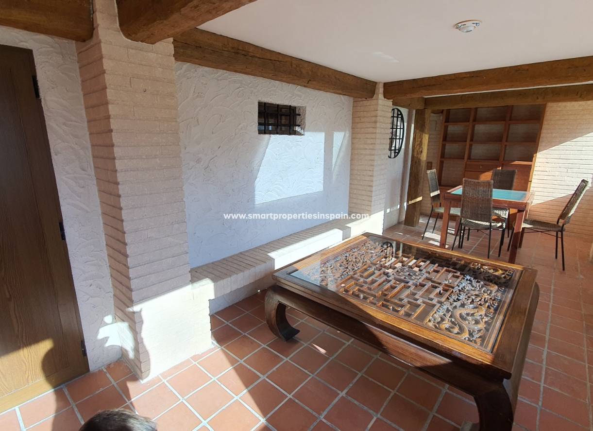 Resale - Detached Villa - Elche