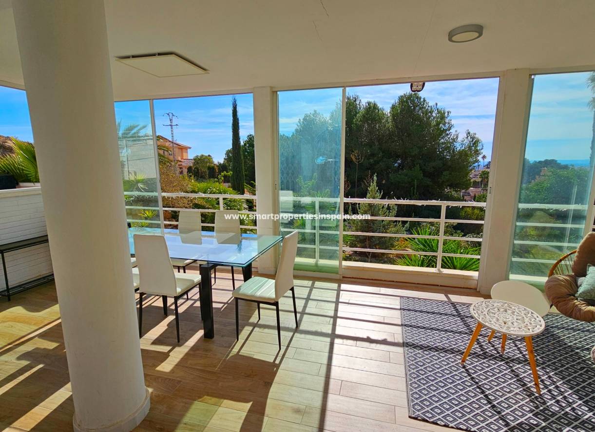 Resale - Detached Villa - Elche