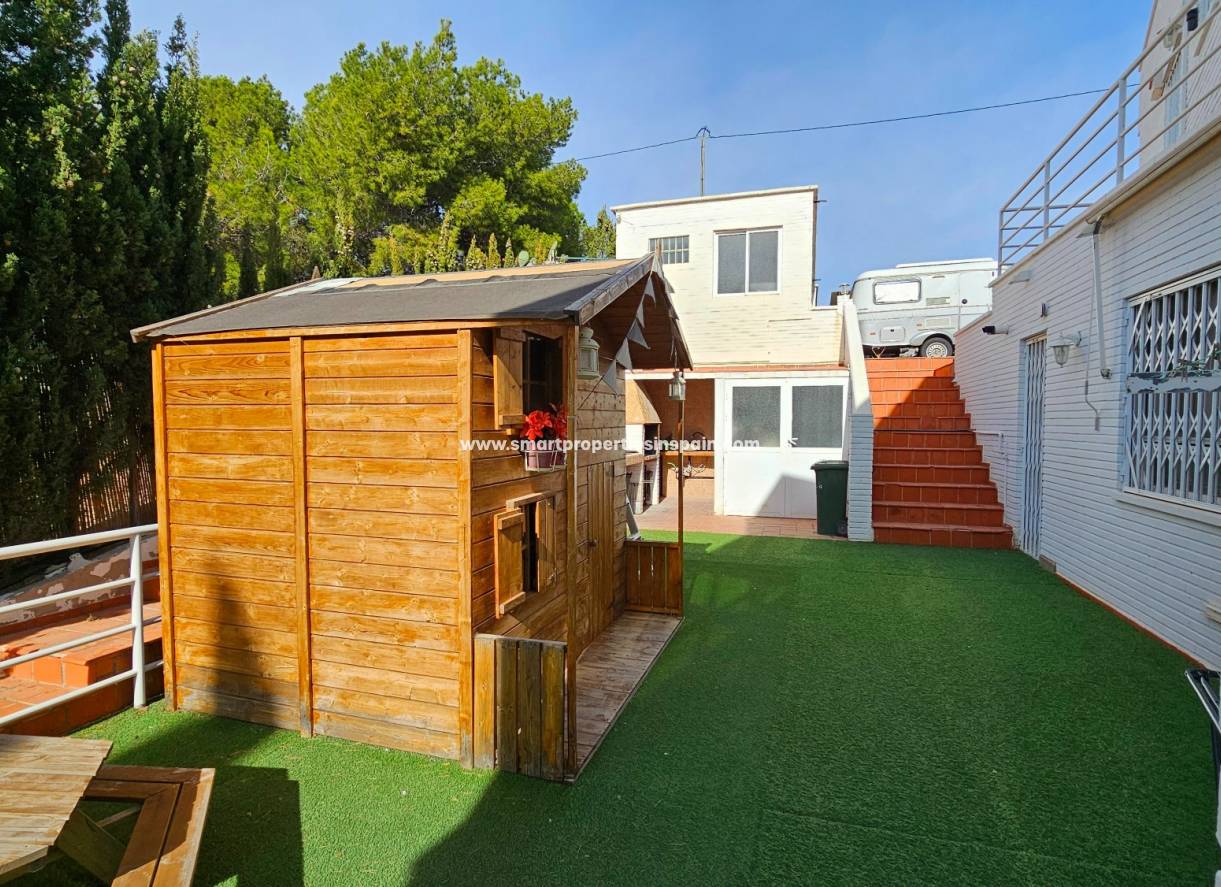 Resale - Detached Villa - Elche