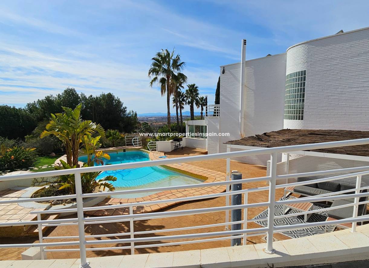 Resale - Detached Villa - Elche