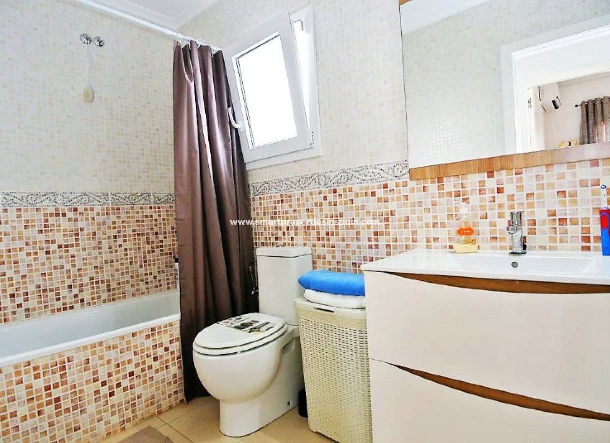 Resale - Detached Villa - La Marina - Urbanización La Marina