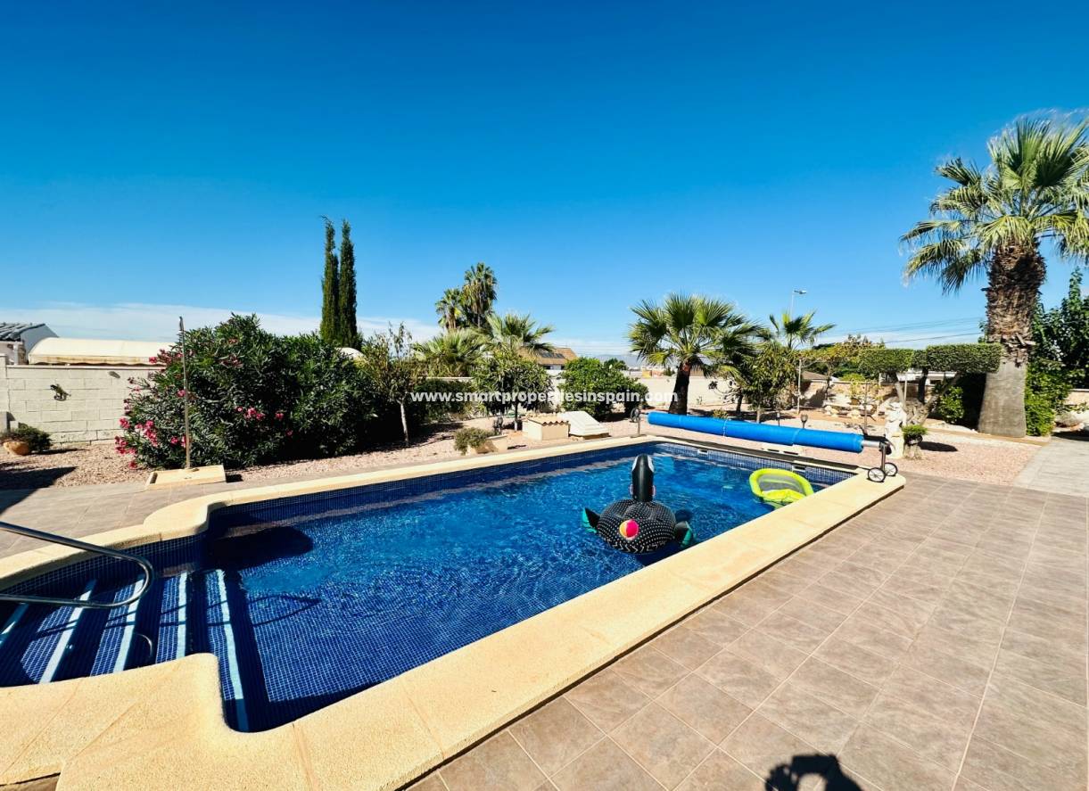 Resale - Detached Villa - La Marina - Urbanización La Marina