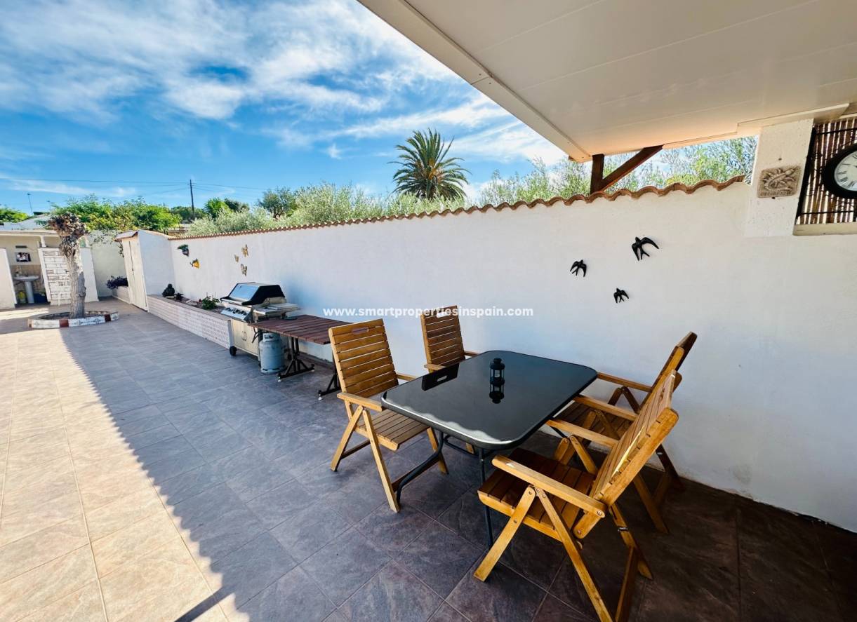 Resale - Detached Villa - La Marina - Urbanización La Marina