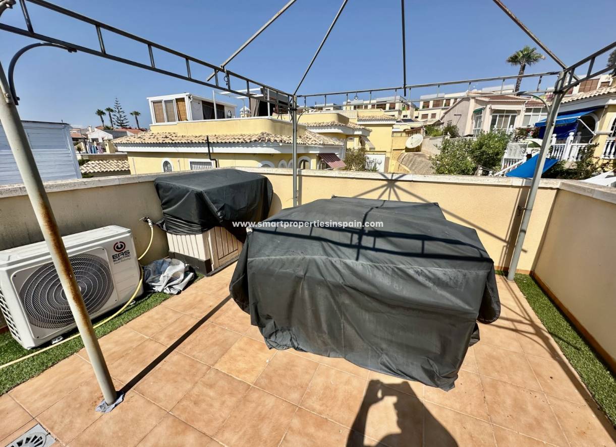 Resale - Detached Villa - La Marina - Urbanización La Marina