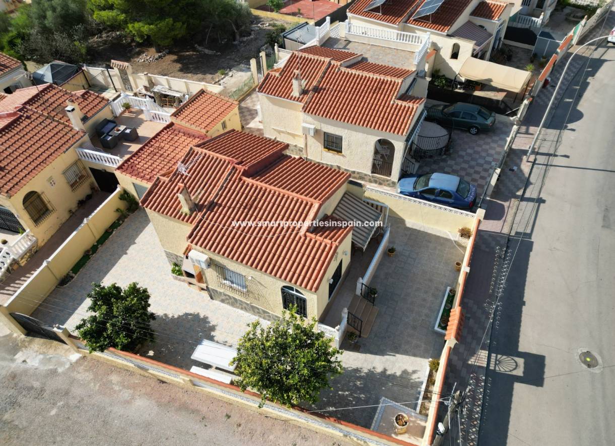 Resale - Detached Villa - La Marina - Urbanización La Marina