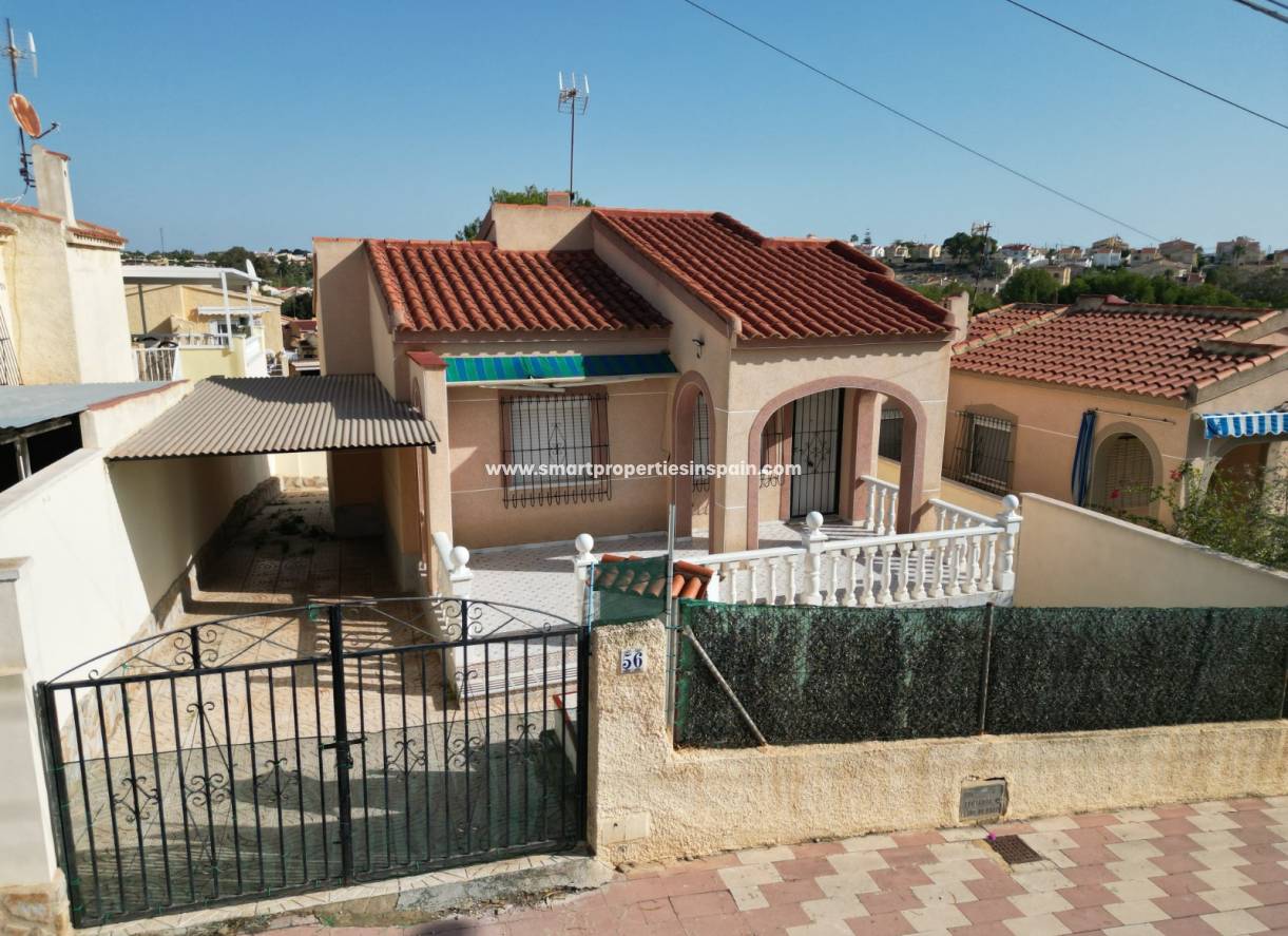 Resale - Detached Villa - La Marina - Urbanización La Marina