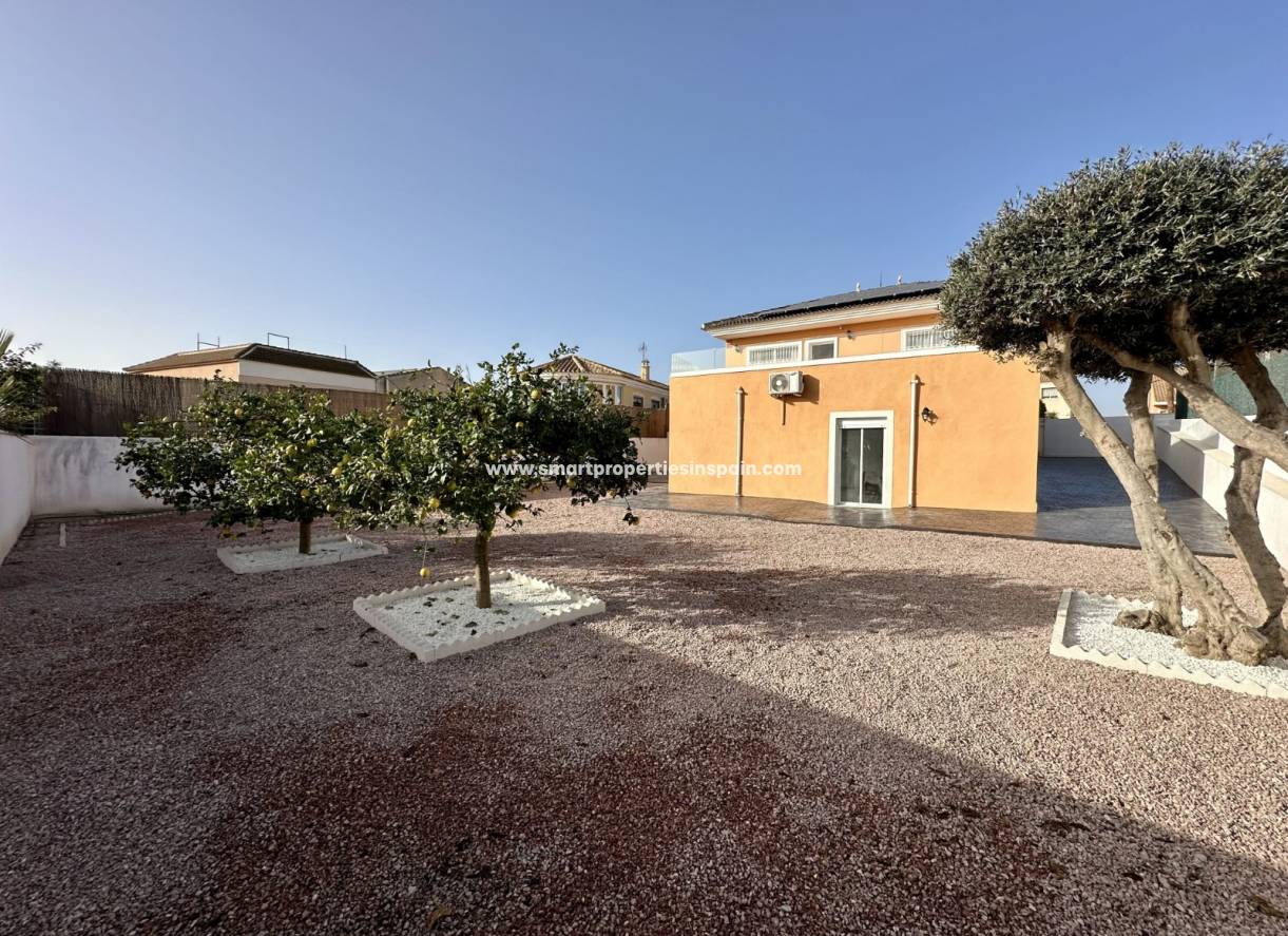 Resale - Detached Villa - La Marina - Urbanización La Marina