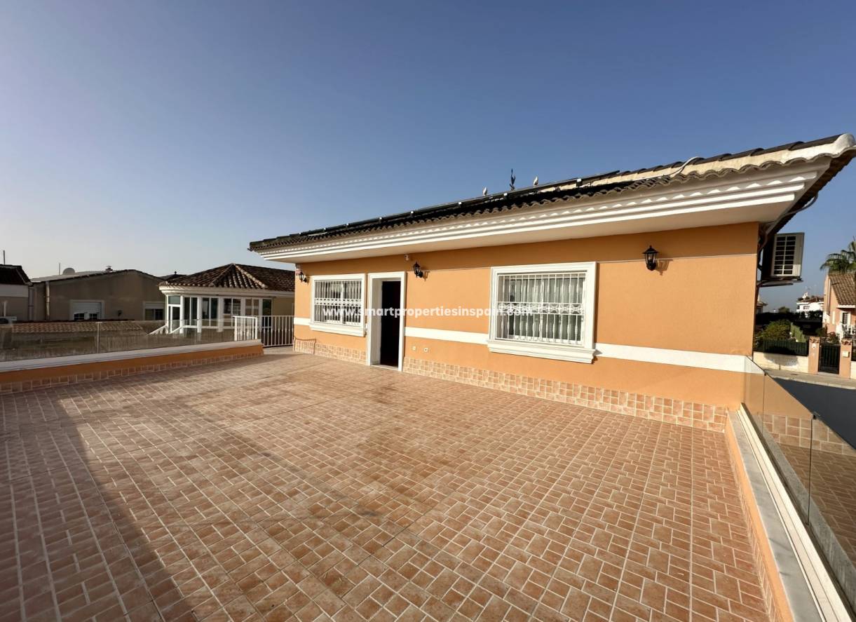 Resale - Detached Villa - La Marina - Urbanización La Marina