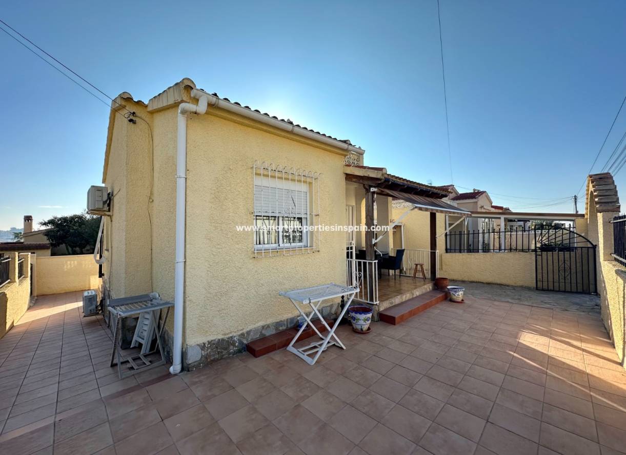 Resale - Detached Villa - La Marina - Urbanización La Marina