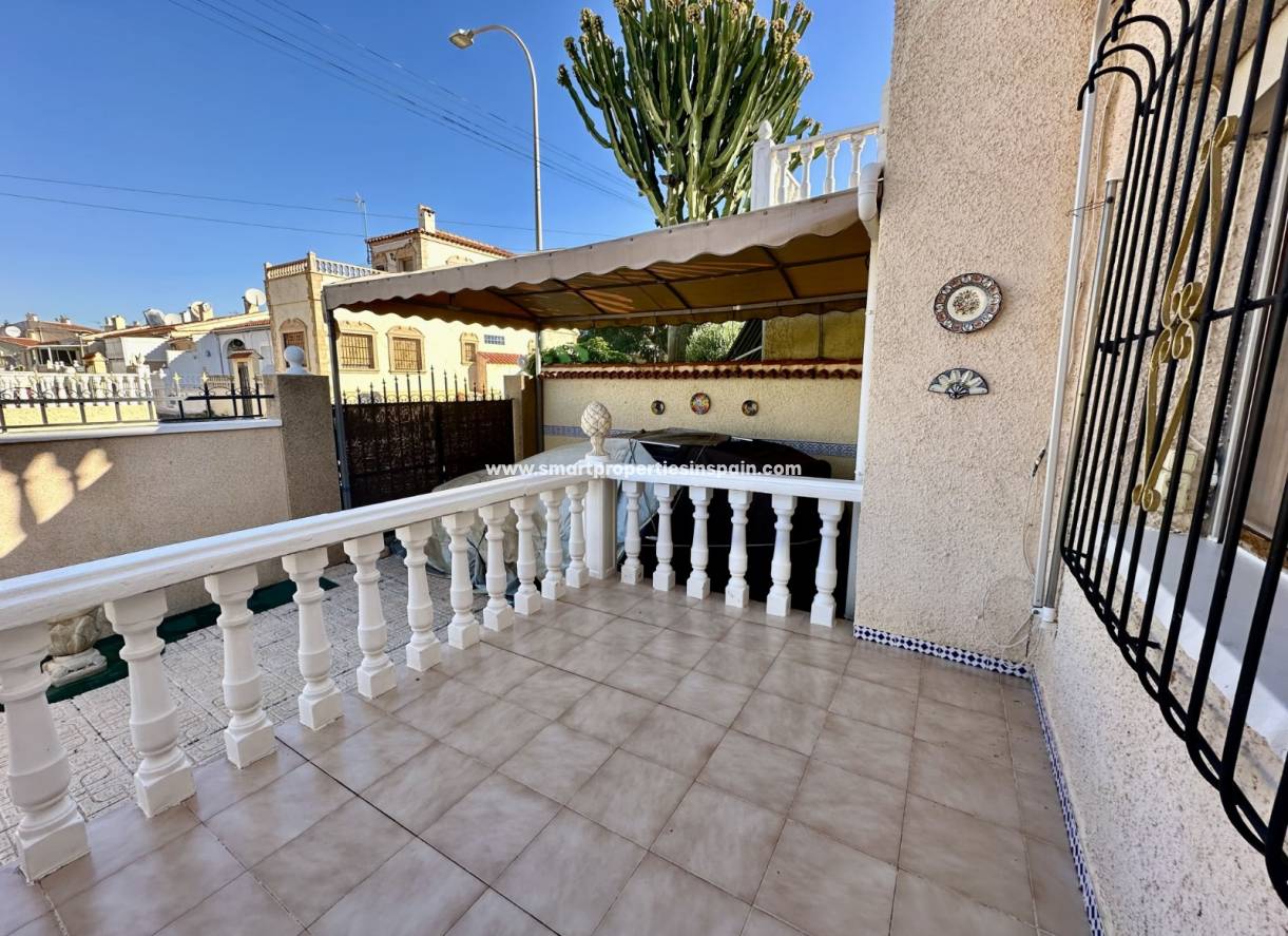Resale - Detached Villa - La Marina - Urbanización La Marina