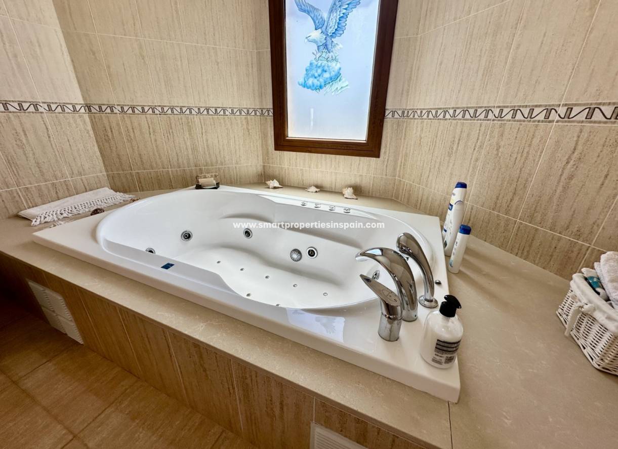Resale - Detached Villa - La Marina - Urbanización La Marina