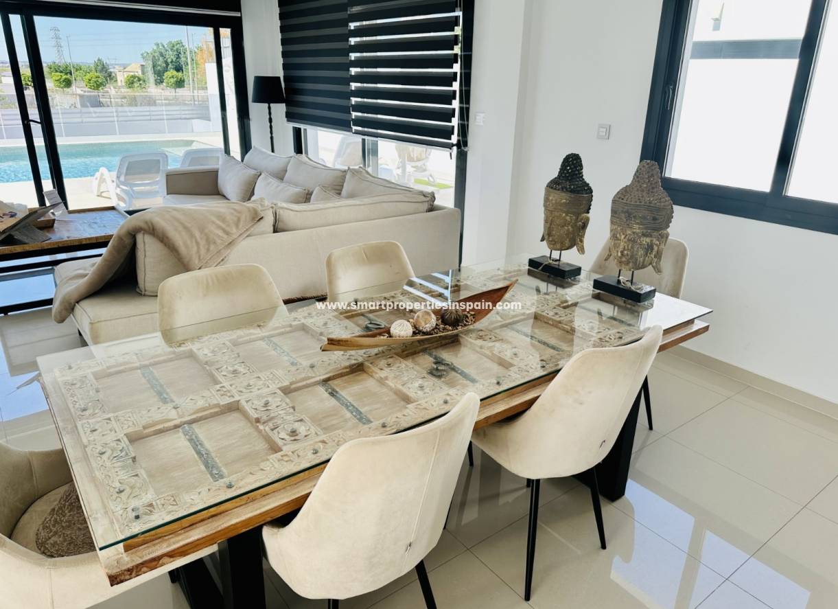 Resale - Detached Villa - La Marina - Urbanización La Marina