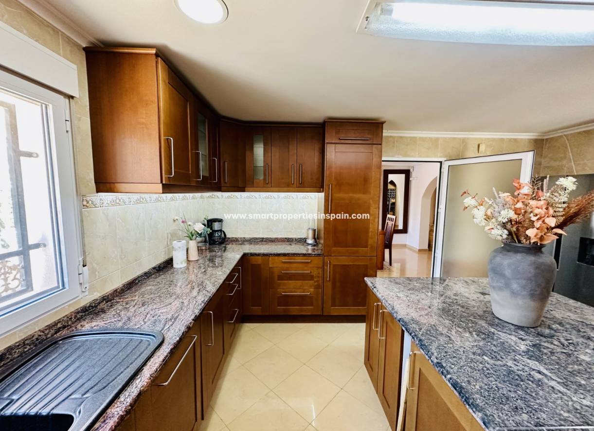 Resale - Detached Villa - La Marina - Urbanización La Marina