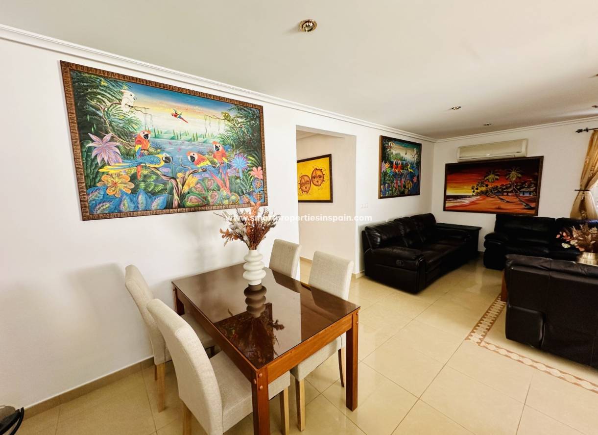 Resale - Detached Villa - La Marina - Urbanización La Marina