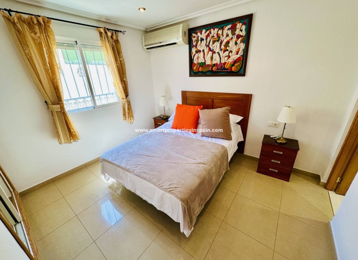 Resale - Detached Villa - La Marina - Urbanización La Marina