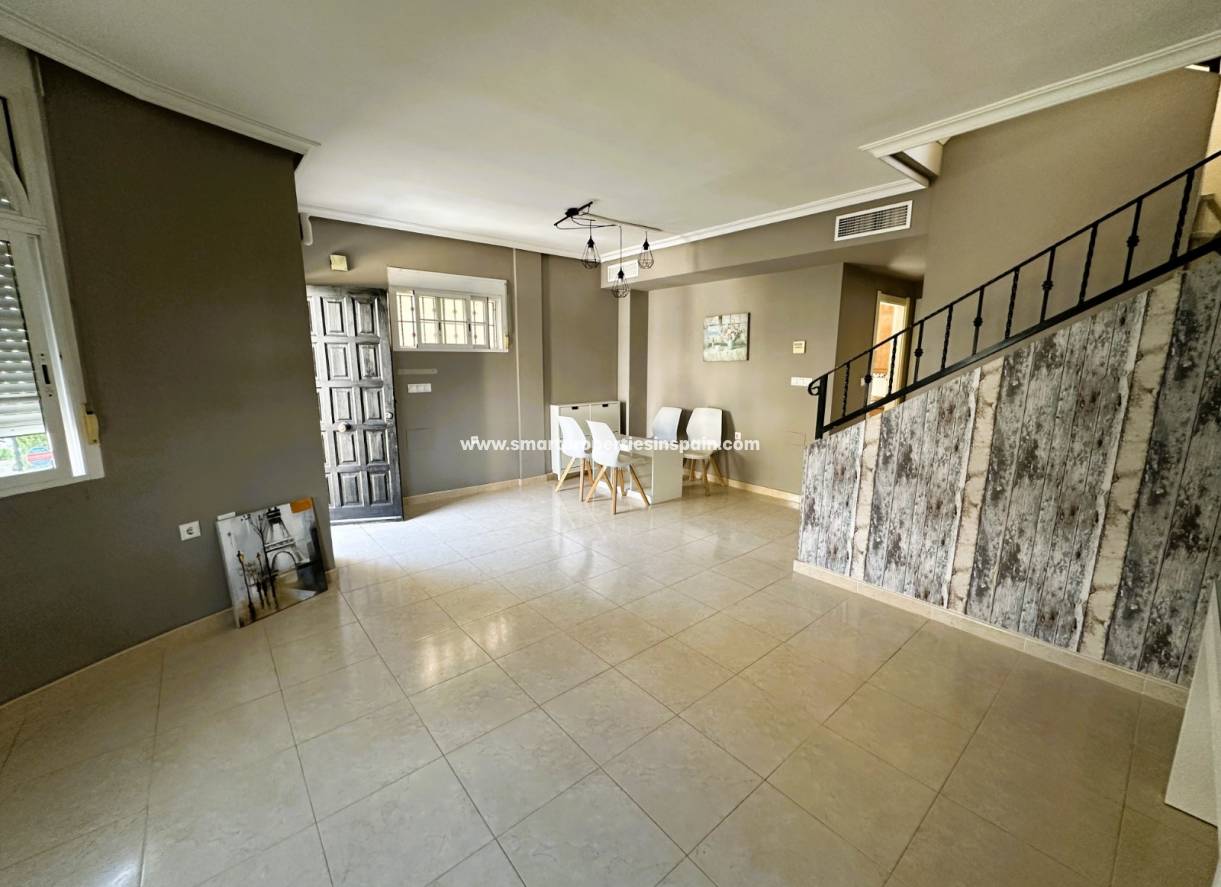 Resale - Detached Villa - La Marina - Urbanización La Marina