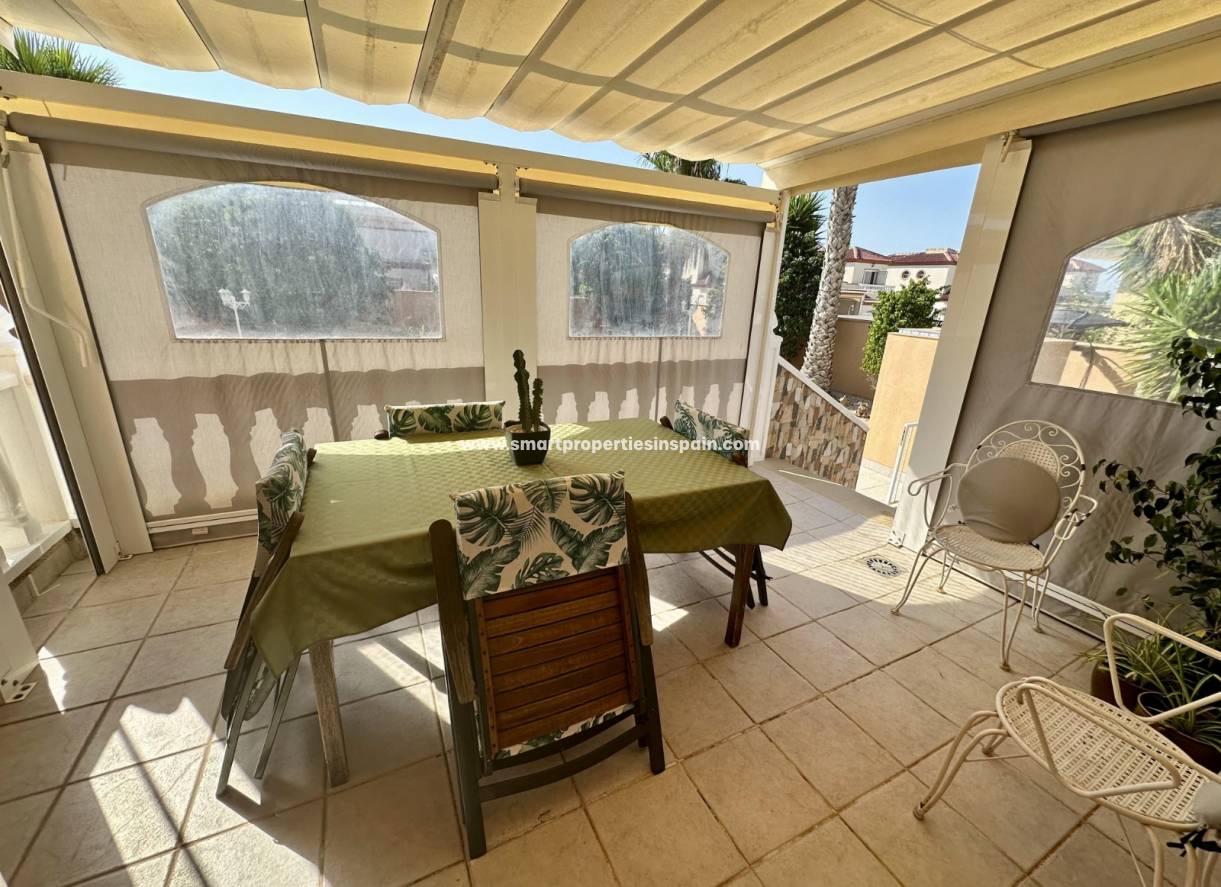 Resale - Detached Villa - La Marina - Urbanización La Marina