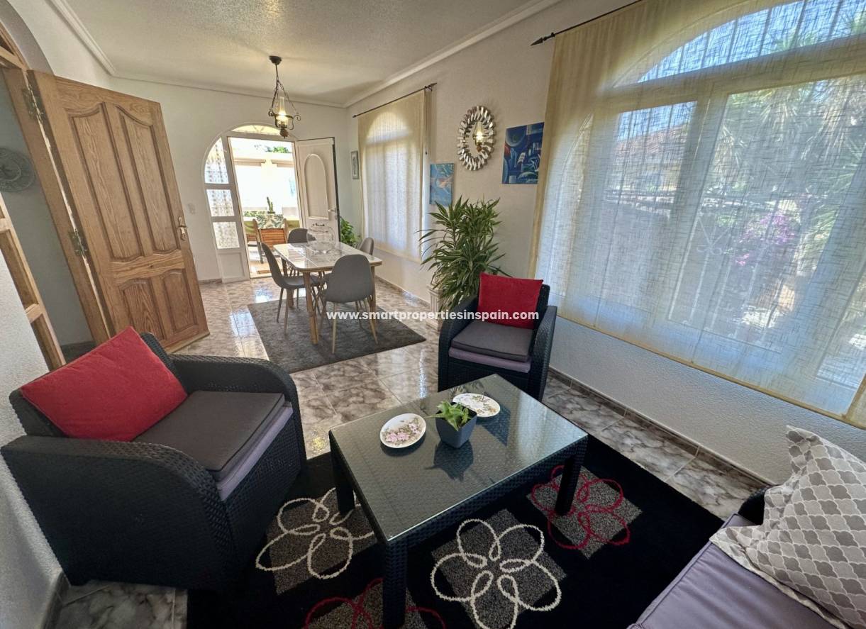 Resale - Detached Villa - La Marina - Urbanización La Marina