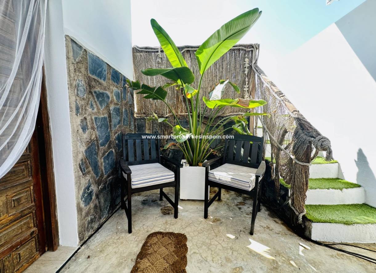 Resale - Detached Villa - La Marina - Urbanización La Marina