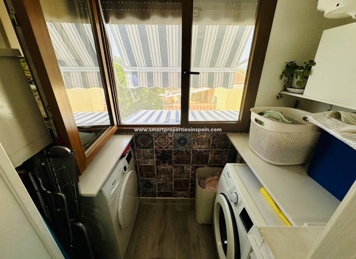 Resale - Detached Villa - La Marina - Urbanización La Marina