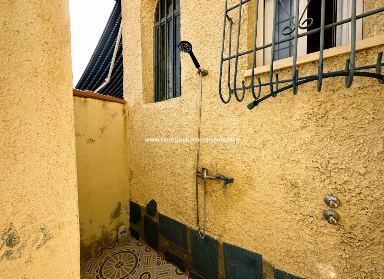 Resale - Detached Villa - La Marina - Urbanización La Marina