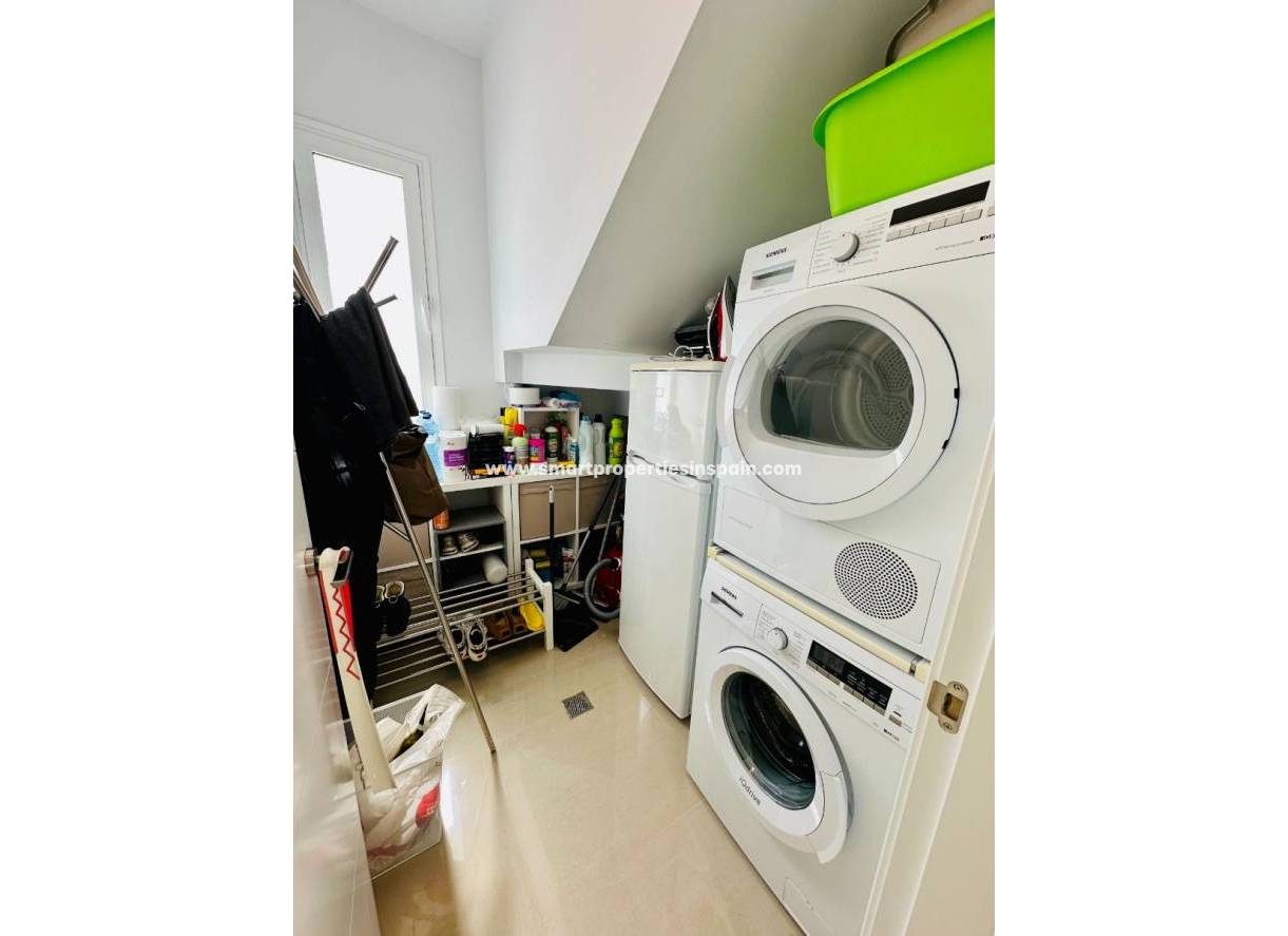 Resale - Detached Villa - La Marina - Urbanización La Marina