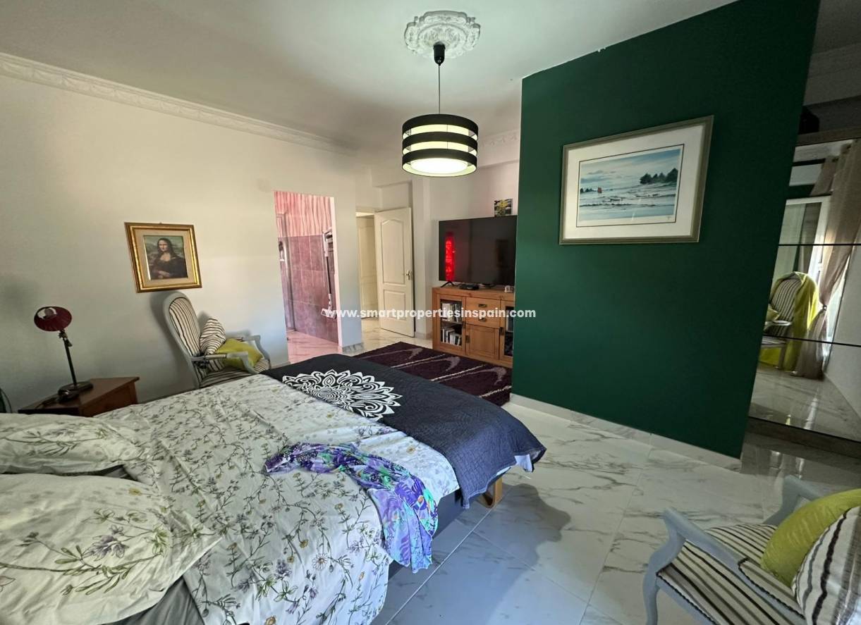 Resale - Detached Villa - La Marina - Urbanización La Marina
