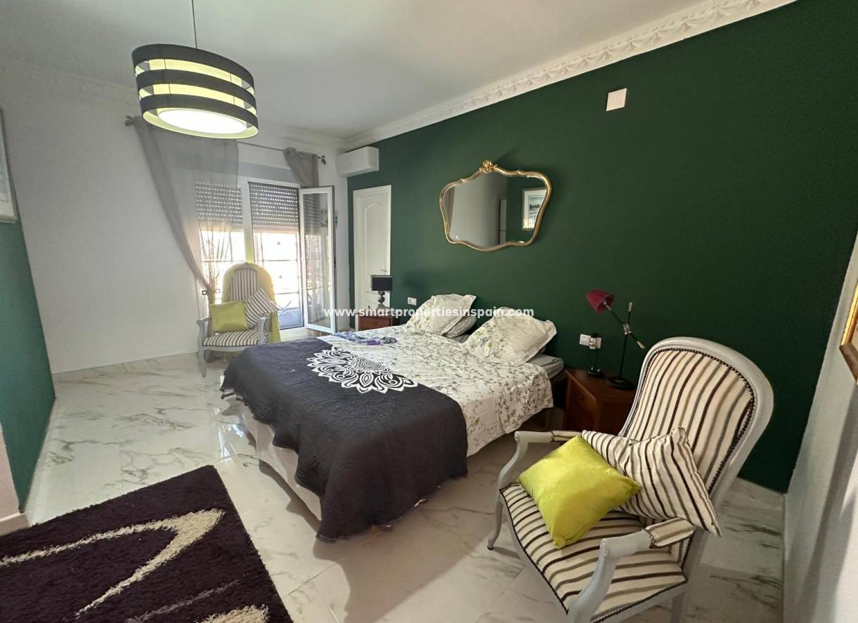 Resale - Detached Villa - La Marina - Urbanización La Marina