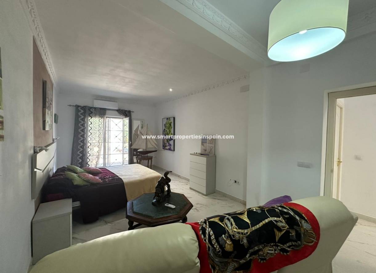 Resale - Detached Villa - La Marina - Urbanización La Marina