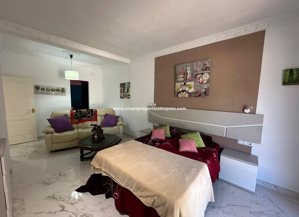 Resale - Detached Villa - La Marina - Urbanización La Marina