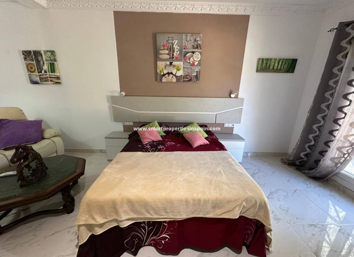 Resale - Detached Villa - La Marina - Urbanización La Marina