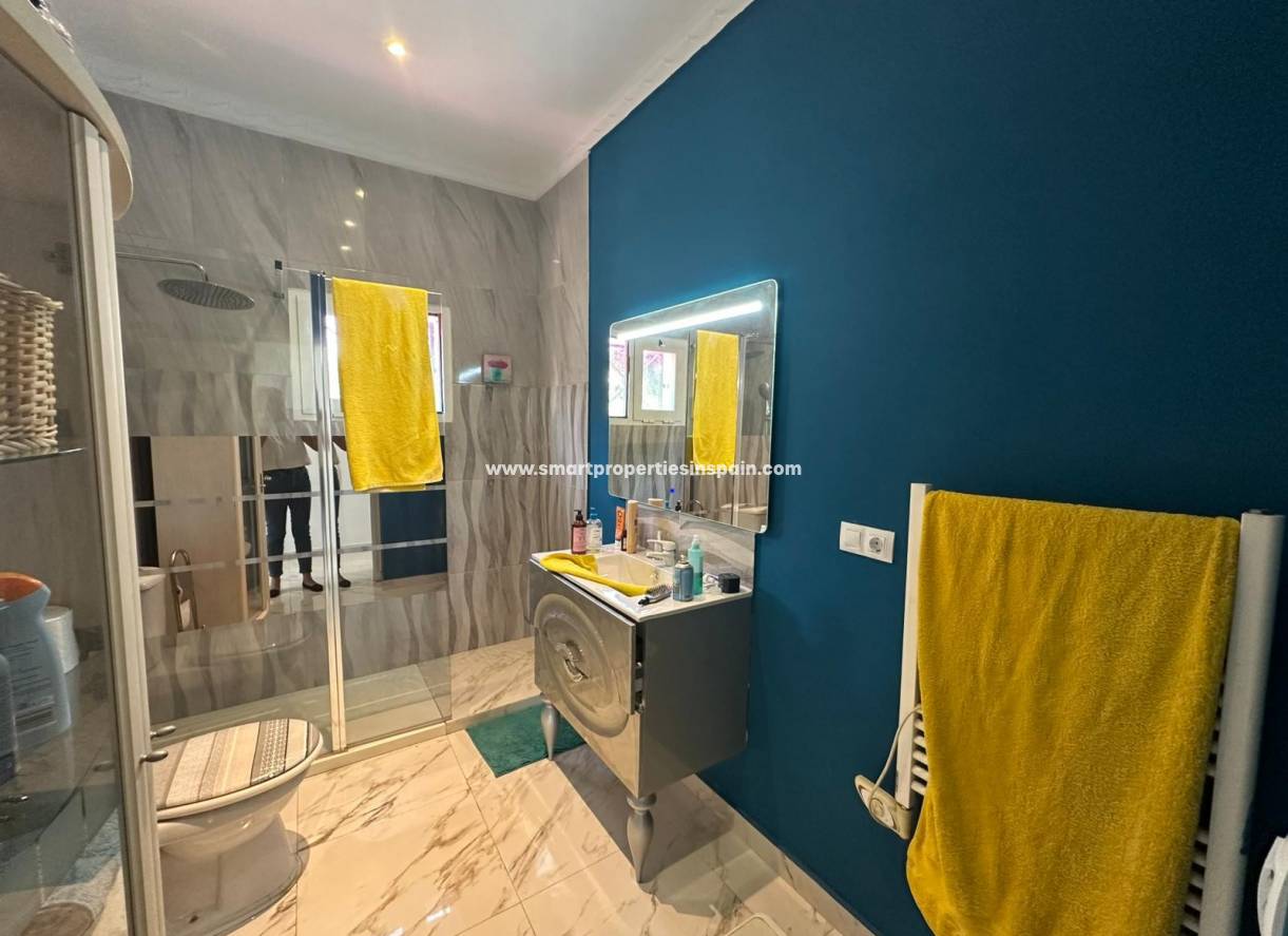 Resale - Detached Villa - La Marina - Urbanización La Marina