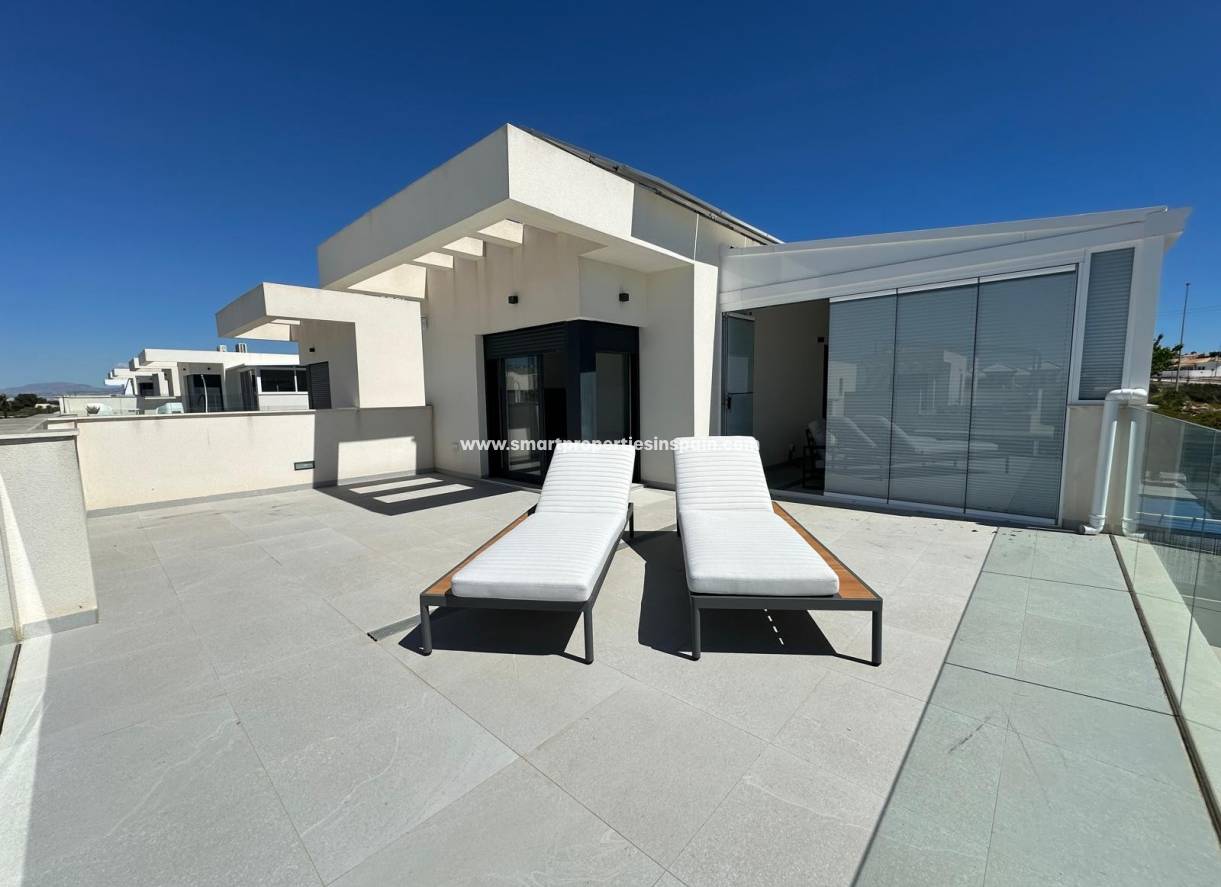 Resale - Detached Villa - La Marina - Urbanización La Marina