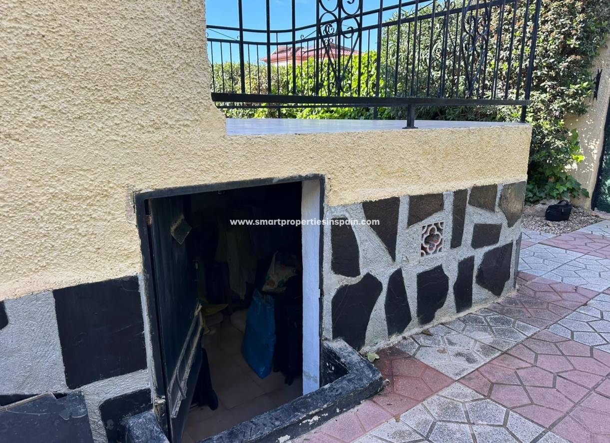 Resale - Detached Villa - La Marina - Urbanización La Marina