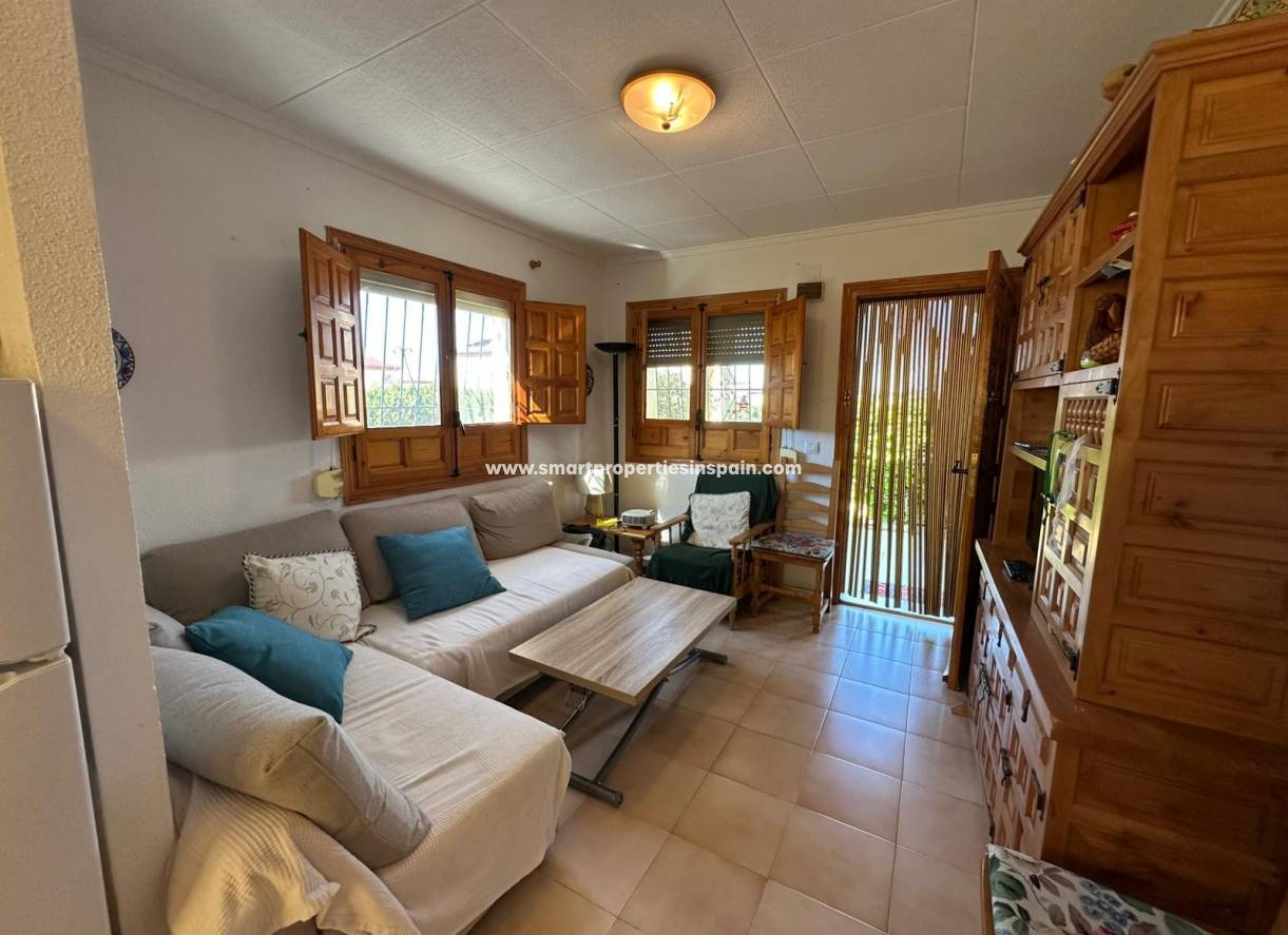 Resale - Detached Villa - La Marina - Urbanización La Marina