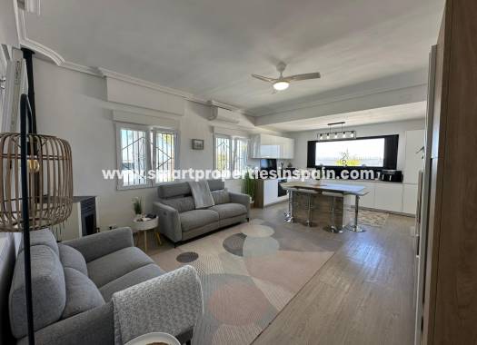 Resale - Detached Villa - La Marina - Urbanización La Marina