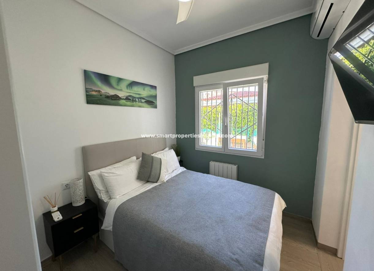 Resale - Detached Villa - La Marina - Urbanización La Marina