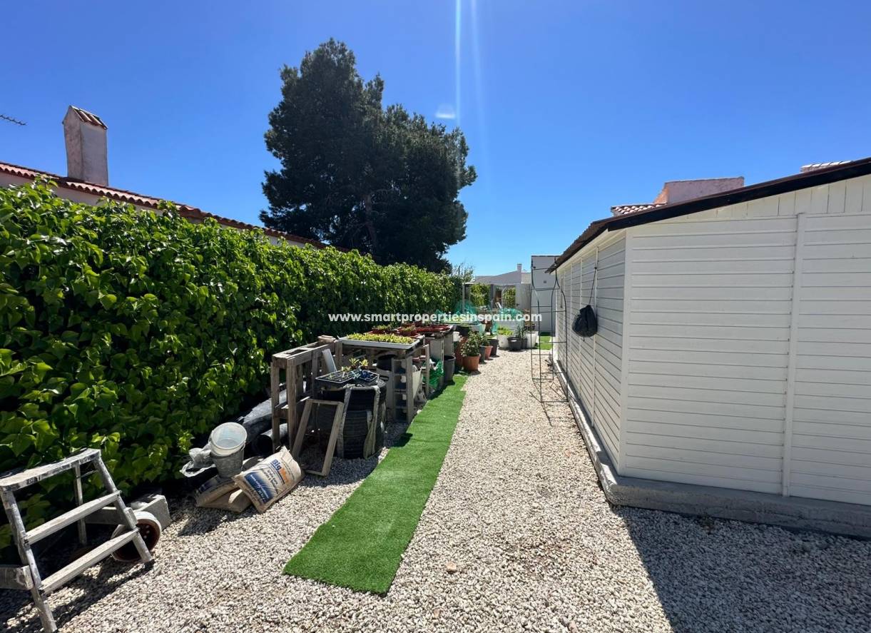 Resale - Detached Villa - La Marina - Urbanización La Marina