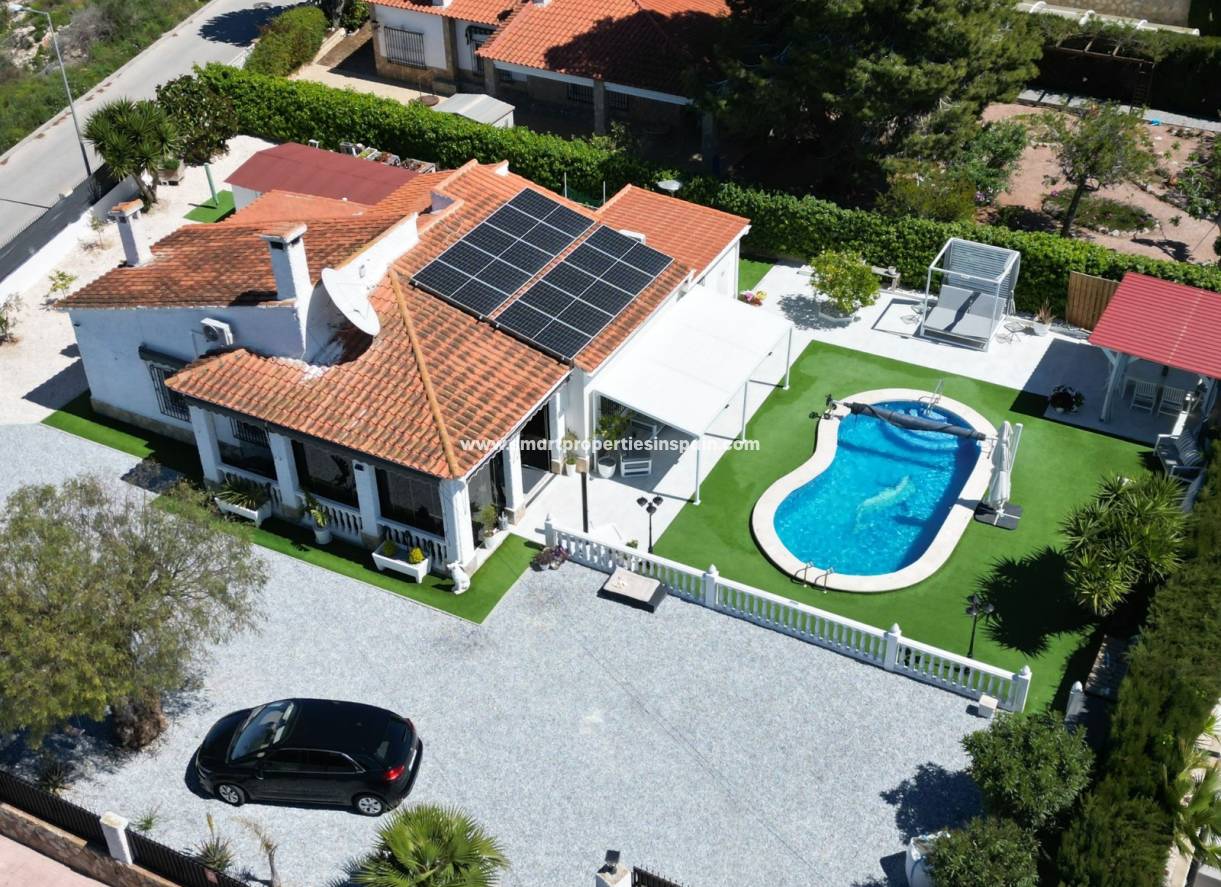 Resale - Detached Villa - La Marina - Urbanización La Marina